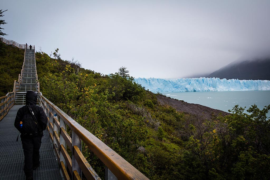 El Calafate - Glaciar Perito Moreno - Passarelas com glaciar ao fundo
