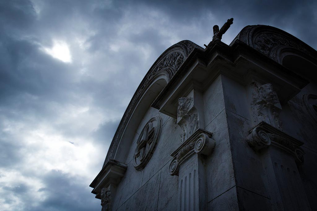 Punta Arenas - Cemitério municipal - Céu nublado