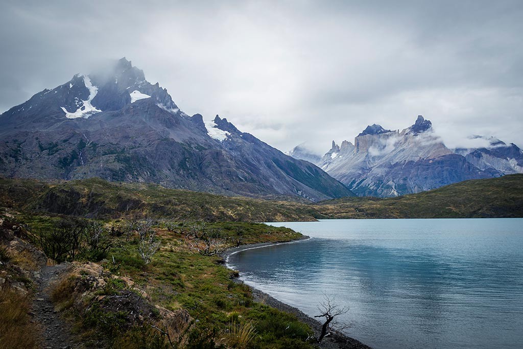 Torres del Paine - Trilha Carretas para Paine Grande - Lago Pehoé com Paine Grande e Cuernos ao fundo 2