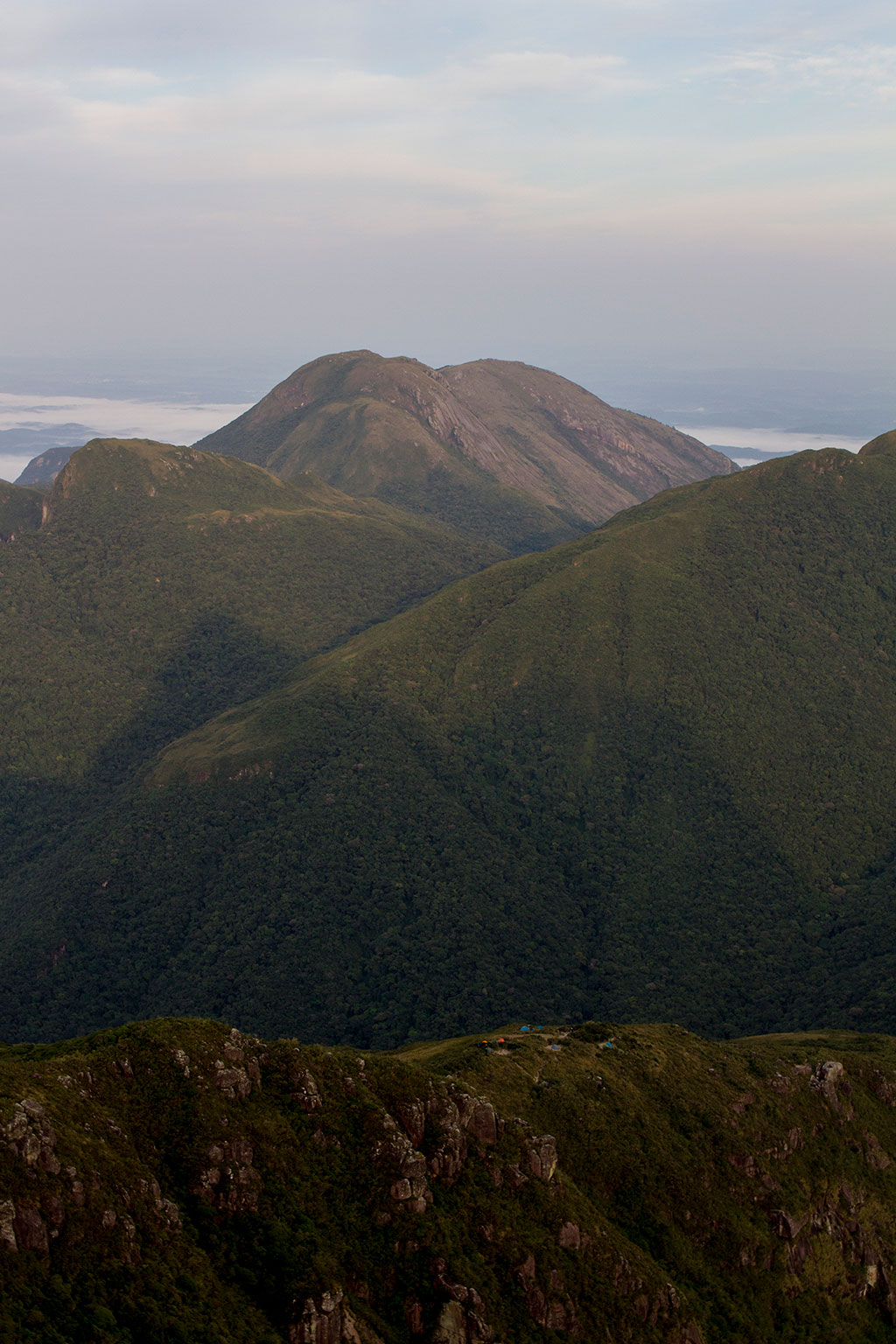 Vista para acampamento A2 - Pico Paraná